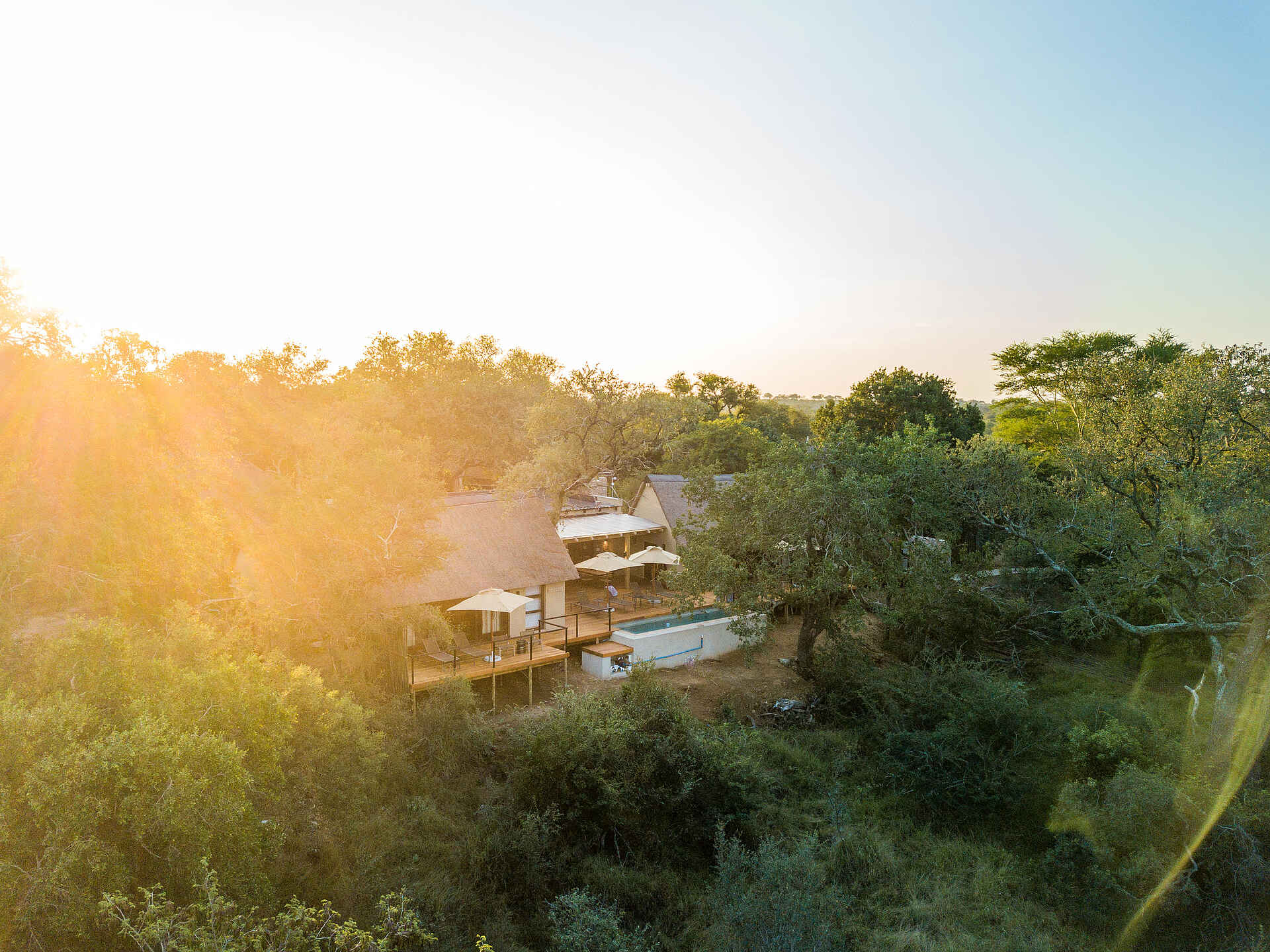 Thornybush Game Lodge: Blick auf das Kamara House
