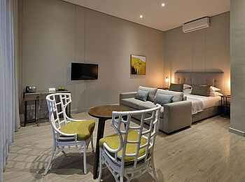 Tree House Boutique Hotel: Herb Garden Suite Tree House Boutique Hotel: Herb Garden Suite