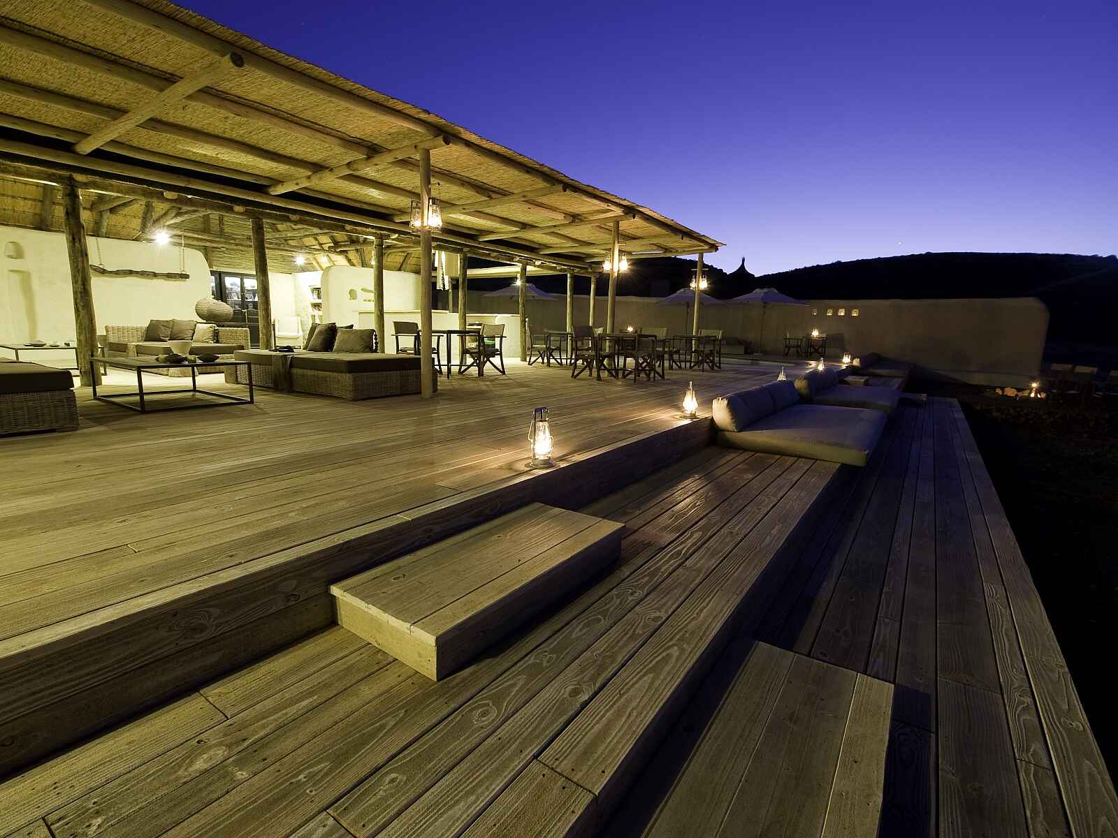 Damaraland Camp: Vordeck Damaraland Camp: Vordeck