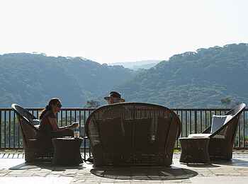 Kitela Lodge: Mini Lounge auf der Veranda