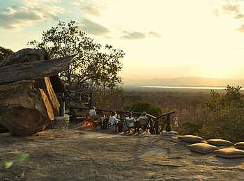 Maweninga Camp: Blick zum Lake Burungi