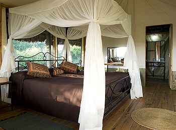Lake Burunge Tented Camp: Doppelbett