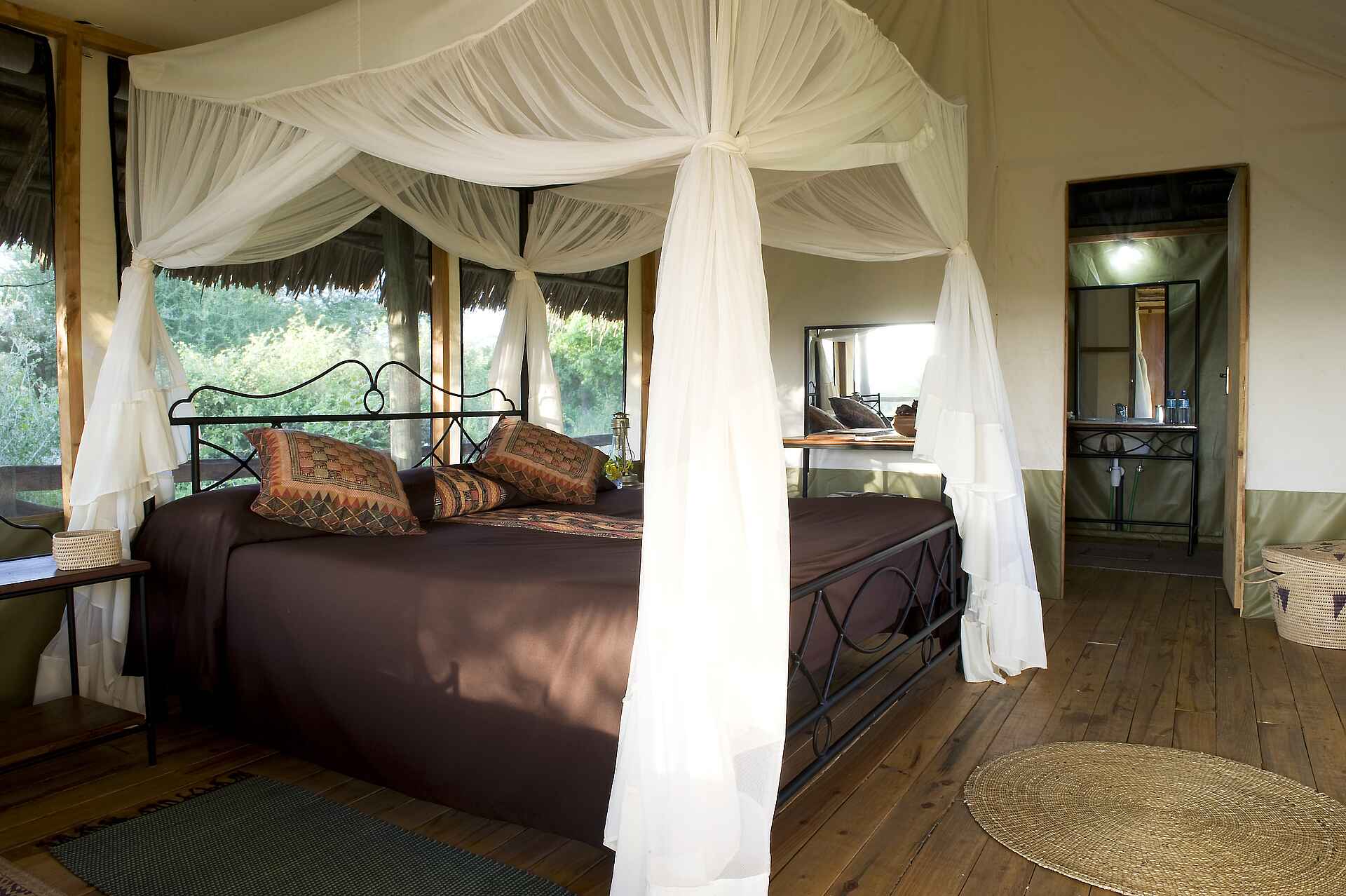 Lake Burunge Tented Camp: Doppelbett
