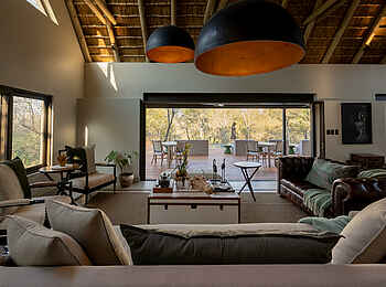 Simbambili Game Lodge: Lounge