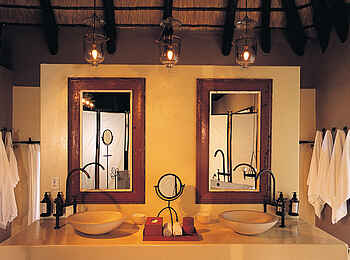 Villa Mushara: Waschtische