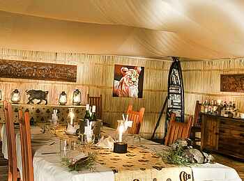 Mukambi Busanga Plains Camp: Das Speisezelt Mukambi Busanga Plains Camp: Das Speisezelt