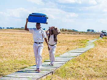 Mukambi Busanga Plains Camp: Gepäckservice Mukambi Busanga Plains Camp: Gepäckservice