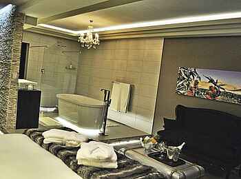 Swakopmund Sands Hotel: Gästebad im Sapphire Superior Swakopmund Sands Hotel: Gästebad im Sapphire Superior