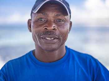 Kinondo Kwetu: Divemaster