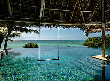 Qambani Luxury Resort: Schaukel