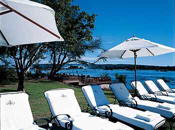 The Royal Livingstone: Sonnenliegen The Royal Livingstone: Sonnenliegen