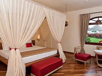 Essque Zalu: Himmelbett im Schlafzimmer