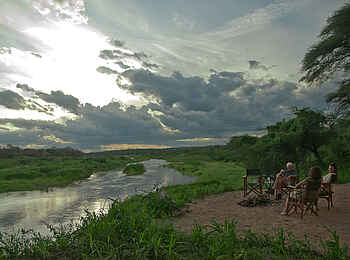 Kichaka Expeditions: Entspannung am Fluss