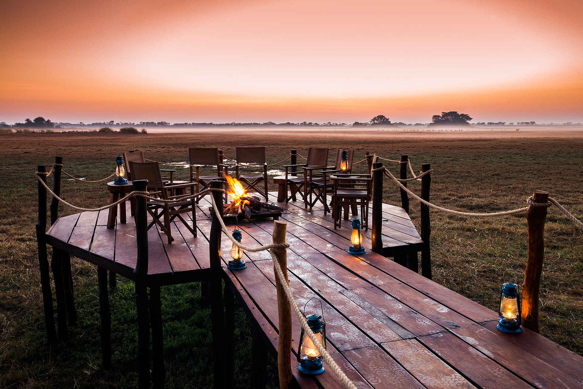 africa, afrika, afrikarma, auszeichnung, award, bilder, birding, buchen, buchung, busanga, busanga plains, busanga plains Camp, busanga-ebene, busanga-ebenen, buschwanderung, elektrofahrzeug, elektrofahrzeuge, fernreise, flood plains, galerie, guided walk, information, informieren, kafue, kafue national park, kafue river, kafue-nationalpark, Mukambi, Mukambi Busanga Plains Camp, mukambi safari lodge, mukambi safaris, nachhaltigkeit, reise, reisen, reiseveranstalter, safari, saisonal, sambia, schwemmebene, silent safari, urlaub, vollpension, www.afrikarma.de, zambia, ausblick, aussicht, boma, central facilities, deck, feuer, feuerstelle, lagerfeuer, landschaft, main area, sonnenuntergang, terrasse, veranda, zentrale einrichtungen, fernweh