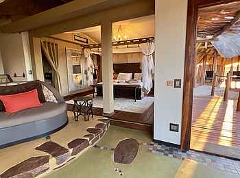 Red Dunes Lodge: Suite Blick hinein