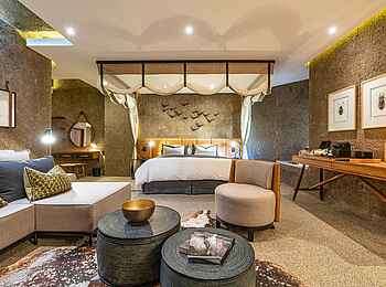 Sabi Sabi Earth Lodge: Lux Suite Schlafzimmer Sabi Sabi Earth Lodge: Lux Suite Schlafzimmer