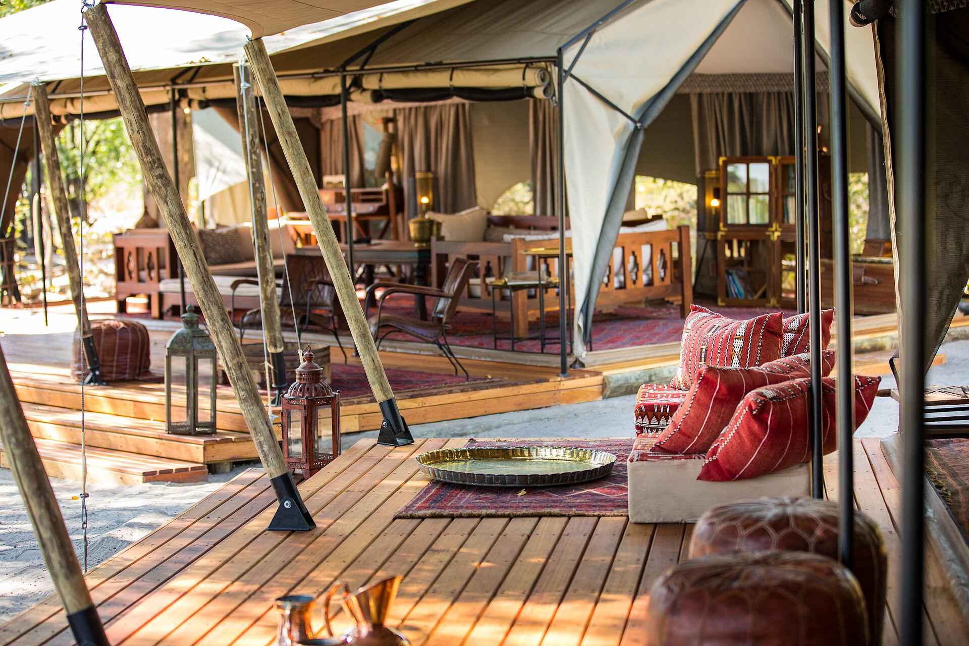 Selinda Explorers Camp: Blick in die Lounge