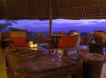 Tortilis Camp: Bar und Lounge Tortilis Camp: Bar und Lounge