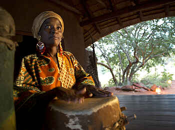 Makweti Safari Lodge: Die Trommeln rufen zum Essen