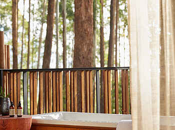 One and Only Gorilla's Nest: Virunga Suite - Außenbad One and Only Gorilla's Nest: Virunga Suite - Außenbad