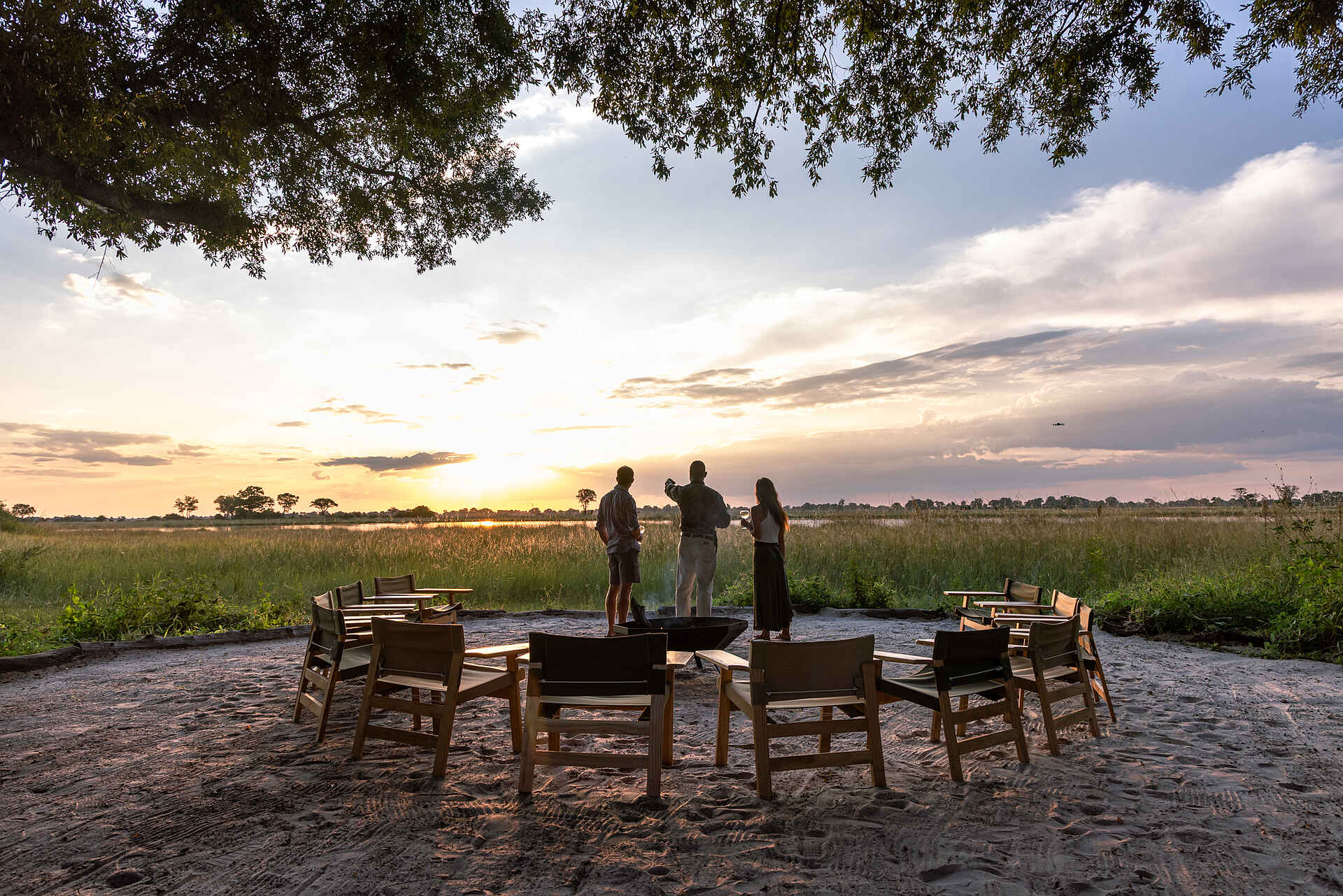 Maxa Camp: Sundowner im Camp