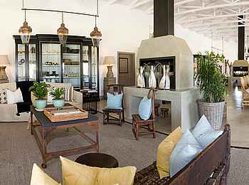 Mushara Outpost: Panorama der Innenräume