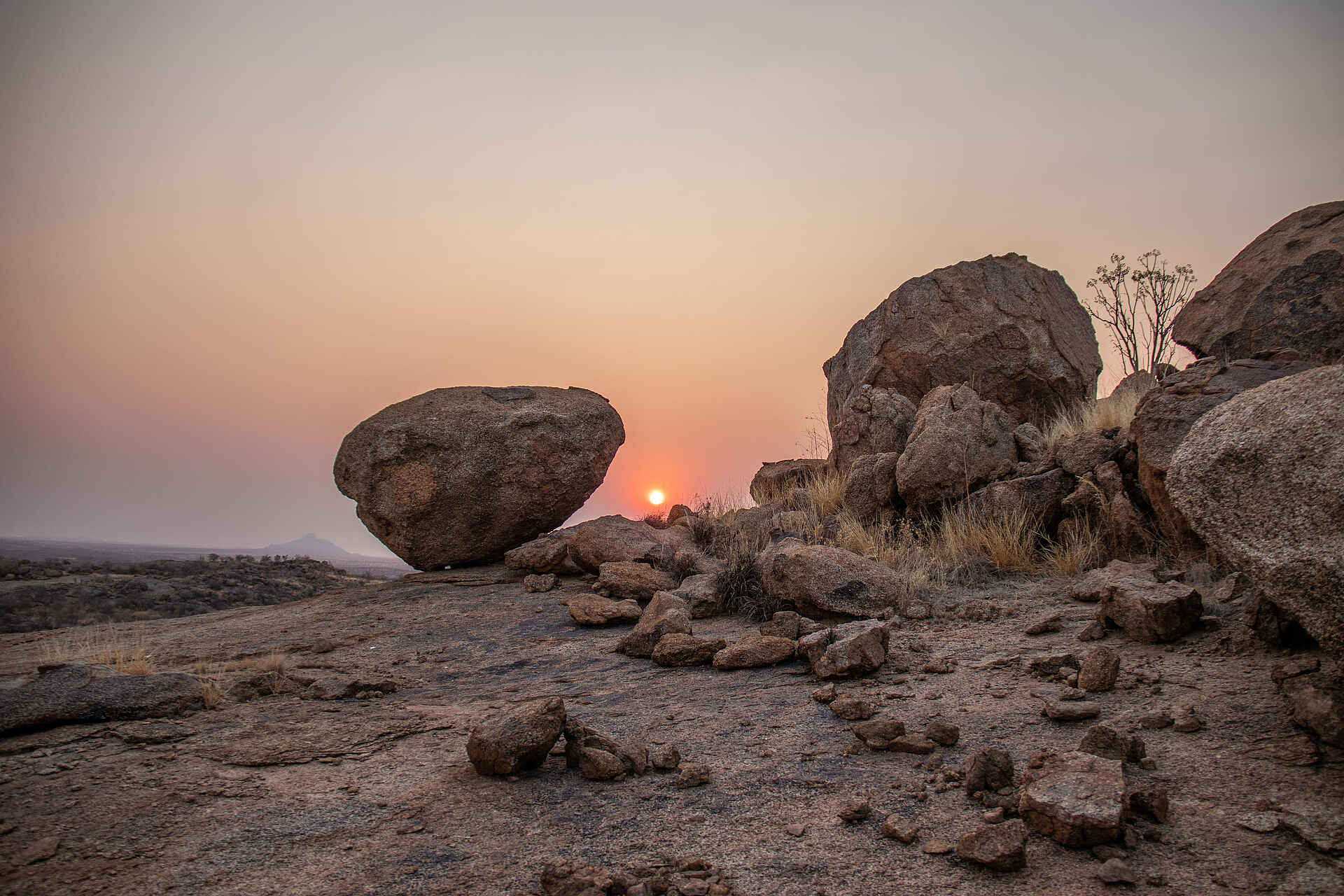 Ondudu Safari Lodge: Sonnenuntergang Ondudu Safari Lodge: Sonnenuntergang