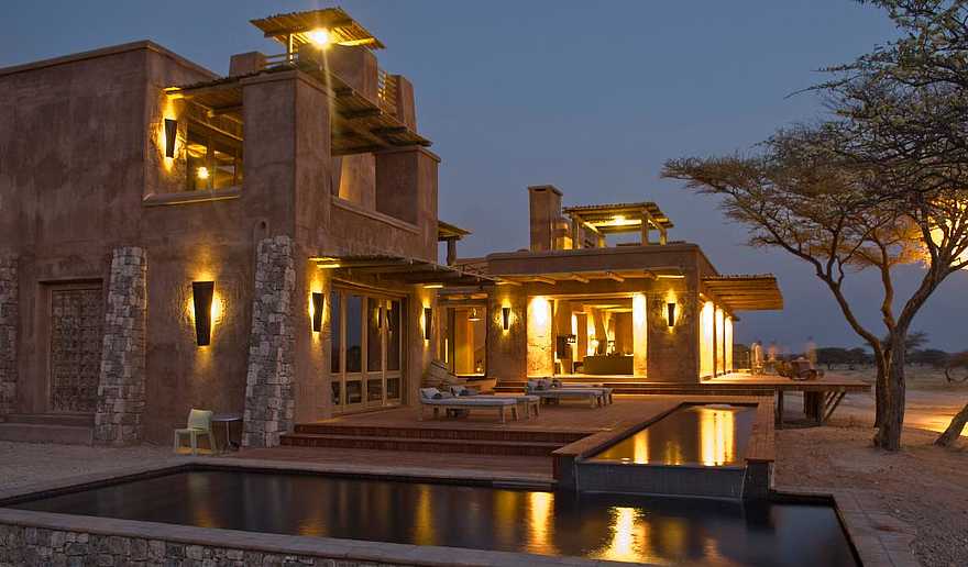 Onguma The Fort: Der Pool im Abendlicht Onguma The Fort: Der Pool im Abendlicht