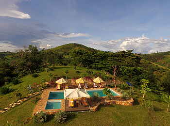 Papaya Lake Lodge: Luftbild des Swimming Pool