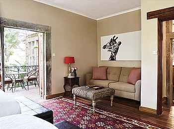 Giraffe Manor: Salma Superior Room Sitzecke Giraffe Manor: Salma Superior Room Sitzecke