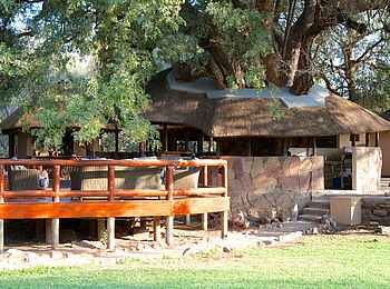 Tuli Safari Lodge Mashatu: Große Veranda