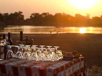 Kaingo Camp: Sundowner