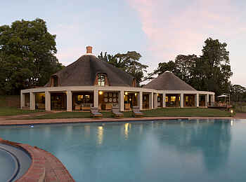 Lilayi: Poolpanorama Lilayi: Poolpanorama