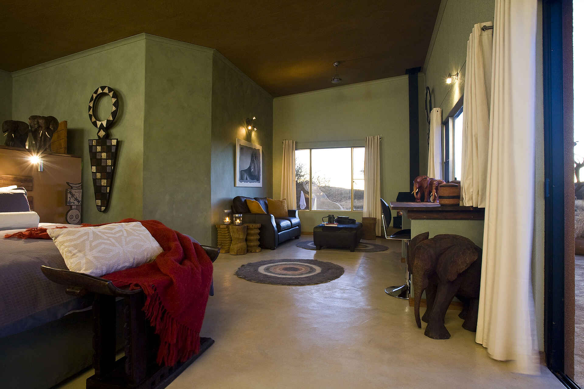 Okonjima Bush Camp: Suite-Einrichtung