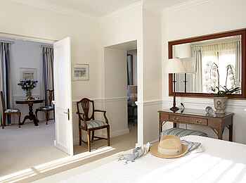 The Plettenberg: Blick in den Gang der Premier Suite
