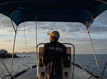 Blue Zebra Island Lodge: Anfahrt mit dem Boot