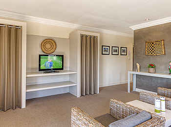 De Tafelberg Guesthouse: Der Wohnbereich in der Deluxe Suite