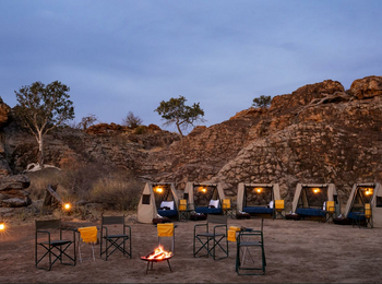 Mashatu Tent Camp: Abendstimmung beim Sleep-Out Mashatu Tent Camp: Abendstimmung beim Sleep-Out