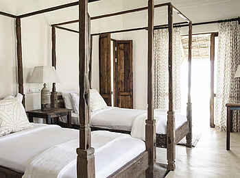 Qambani Luxury Resort: Castaway Villa Twinbetten