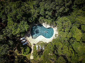 Sanctuary Olonana: Luftaufnahme vom Swimmingpool Sanctuary Olonana: Luftaufnahme vom Swimmingpool