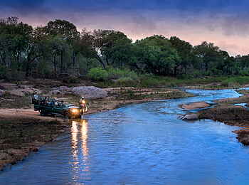 andBeyond Tengile River Lodge: Night Drive