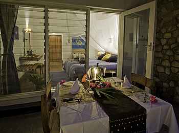 Chintheche Inn: Privatdinner auf der Veranda Chintheche Inn: Privatdinner auf der Veranda