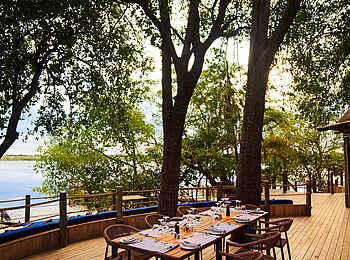 Xugana Island Lodge: Auf der Terrasse