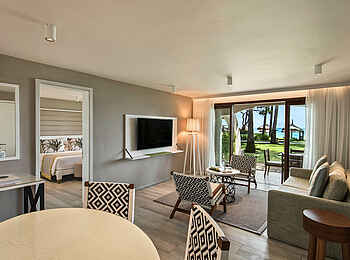 Constance Belle Mare Plage: Deluxe Suite Constance Belle Mare Plage: Deluxe Suite