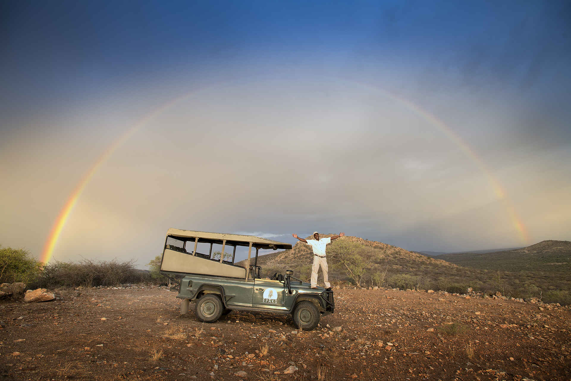 Epako Safari Lodge and Spa: Ausflug mit dem Pirschfahrzeug