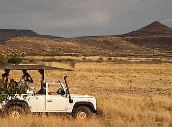 Etendeka Mountain Camp: Safaritour Etendeka Mountain Camp: Safaritour