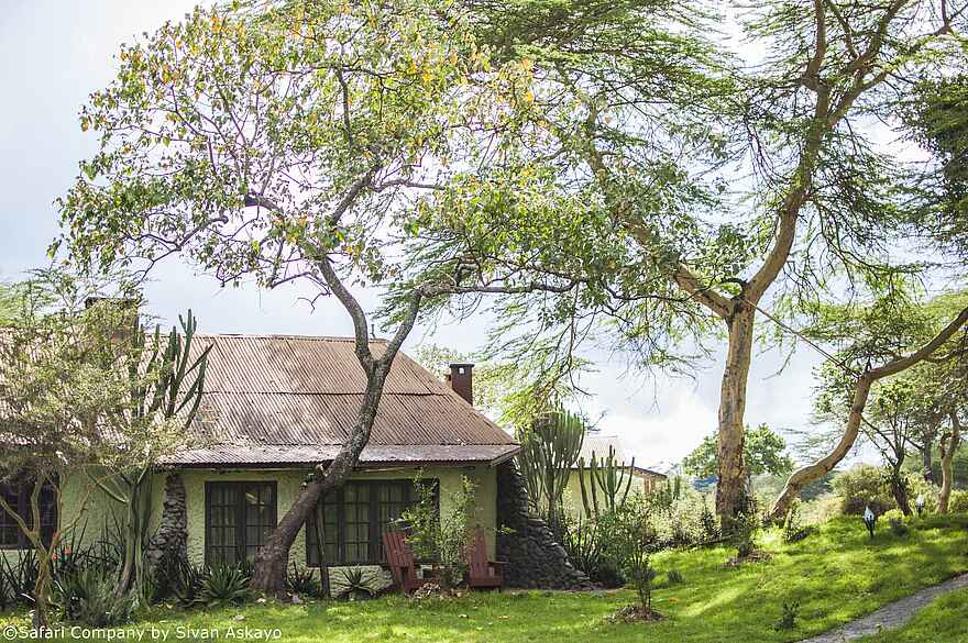 Hatari Lodge: Gästeunterkunft von außen Hatari Lodge: Gästeunterkunft von außen