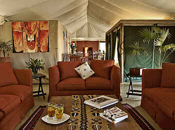 Kicheche Laikipia Camp: Übergang von Lounge zu Speisebereich