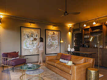 Little Duma Tau: Zeltinneres Little Duma Tau: Zeltinneres