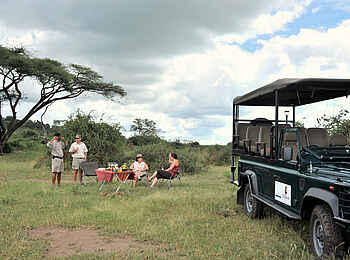 Ngoma Safari Lodge: Pirschfahrt mit Drinks Ngoma Safari Lodge: Pirschfahrt mit Drinks